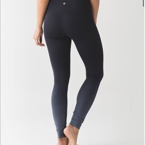 Lululemon Wunder Under Pant (Hi-Rise)
Ombre Black